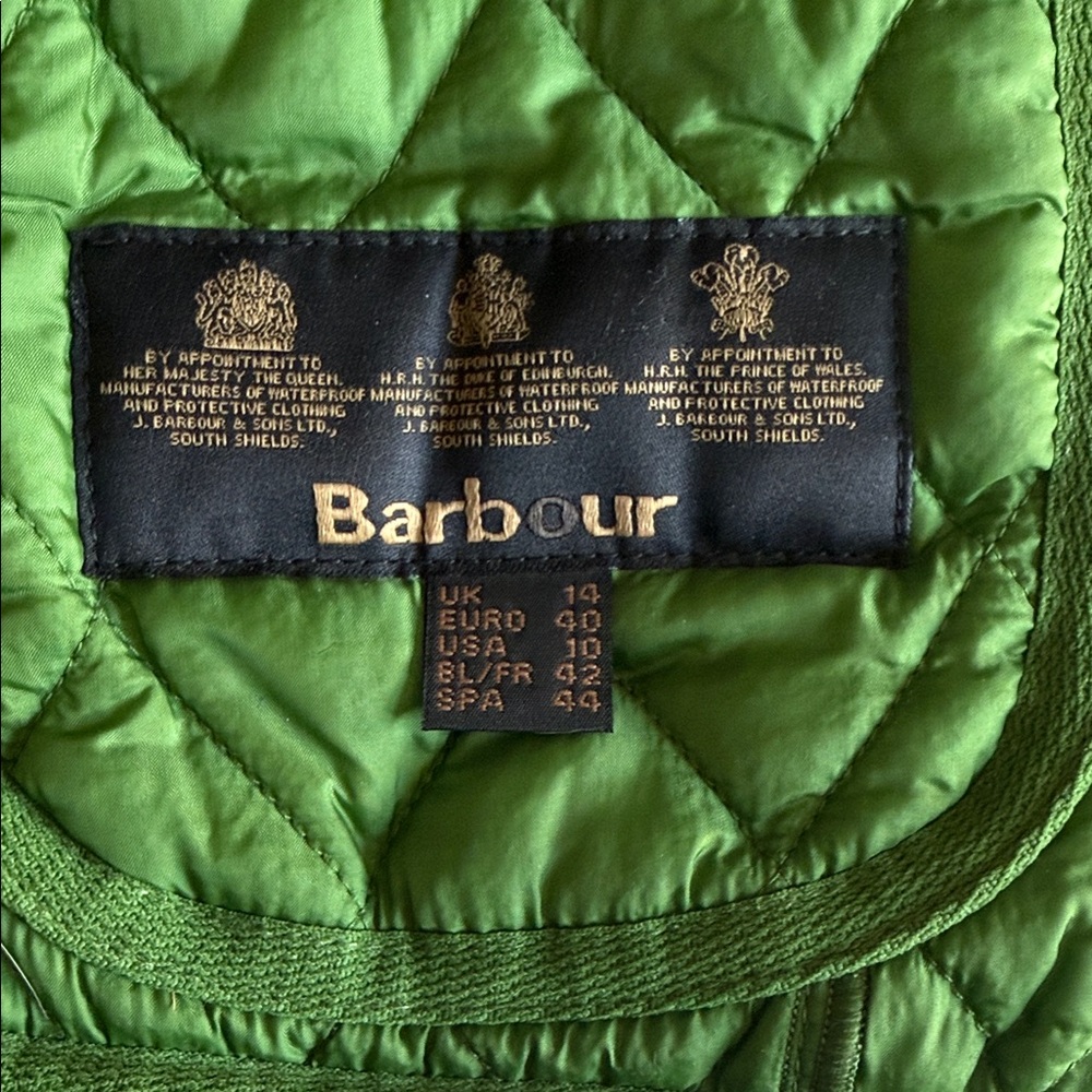 Barbour Olive Quilted Vest - Picture 6 of 6
